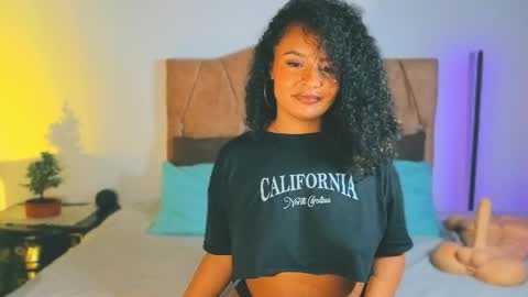 Snapshot of keyla_roberts_ chatting on May 5, 2026, 12:51 am Adhara. Help me reach 100 likes online show from May 5, 2026, 12:51 am