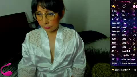 Snapshot of keyt_foxxx chatting on April 5, 2026, 11:57 pm Danna Sofia online show from April 5, 2026, 11:57 pm