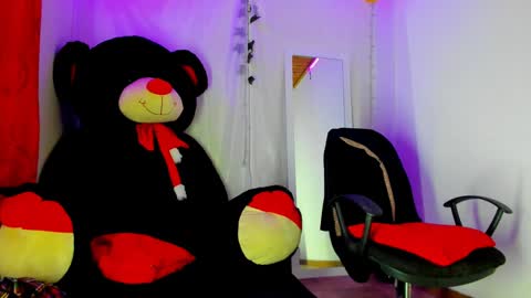 Keyth  online show from December 10, 2024, 6:06 pm