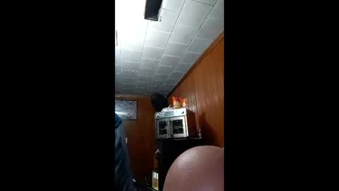 Snapshot of kfrost380 chatting on October 31, 2025, 8:43 pm kfrost380 online show from October 31, 2025, 8:43 pm