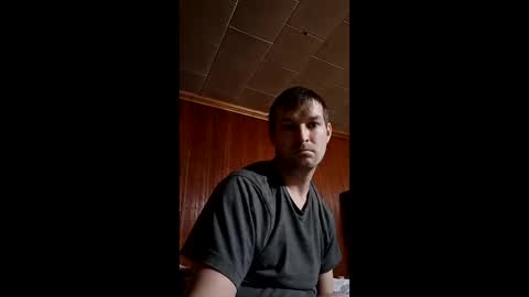 Snapshot of kfrost380 chatting on April 4, 2026, 10:02 am kfrost380 online show from April 4, 2026, 10:02 am