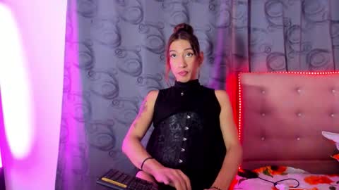 Snapshot of khandyz chatting on February 28, 2026, 10:22 pm Khandyz online show from February 28, 2026, 10:22 pm