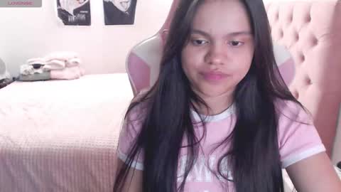 Snapshot of khaterin_26 chatting on November 21, 2025, 3:27 am khaterin_26 online show from November 21, 2025, 3:27 am