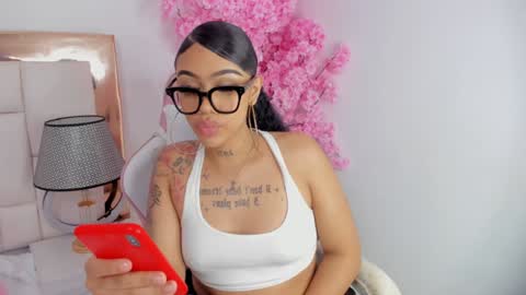 Khelany Isyy  online show from February 9, 2025, 1:00 am