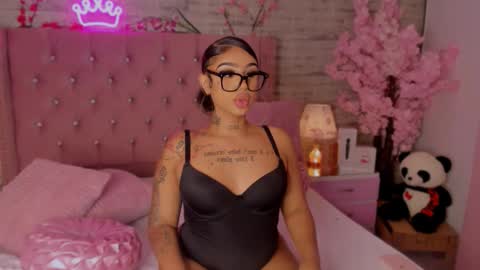 Khelany Isyy  online show from September 28, 2025, 1:27 pm