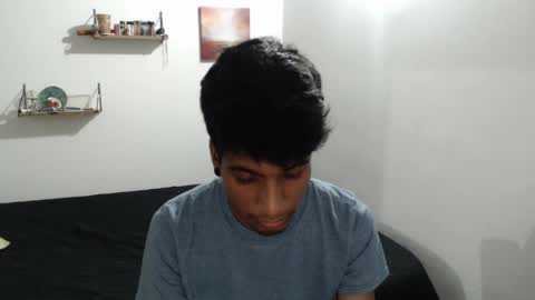 khevinlopezonig online show from February 20, 2025, 12:52 am