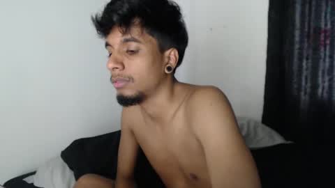 khevinlopezonig online show from September 24, 2025, 9:29 pm