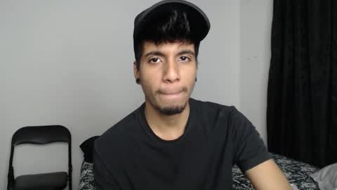 khevinlopezonig online show from November 3, 2025, 3:30 am