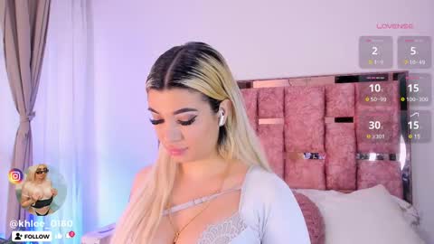 Snapshot of khloe_018 chatting on March 3, 2025, 11:44 am KHLOE online show from March 3, 2025, 11:44 am