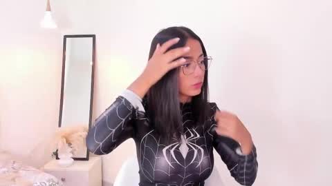 Snapshot of khloe_houston chatting on May 26, 2026, 1:07 pm Khloe online show from May 26, 2026, 1:07 pm