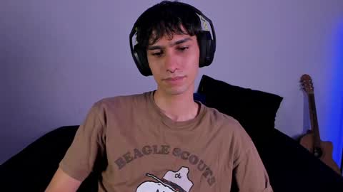 Snapshot of khozler_ chatting on February 8, 2025, 6:33 am khozler_ online show from February 8, 2025, 6:33 am