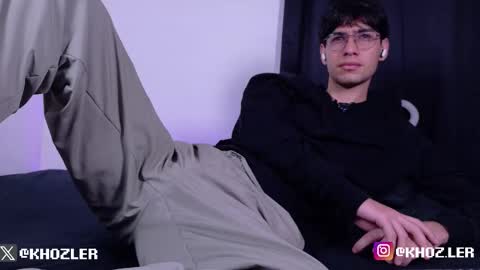 khozler_ online show from January 15, 2026, 2:10 pm