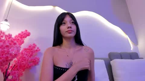 Ellie online show from February 13, 2026, 9:44 pm