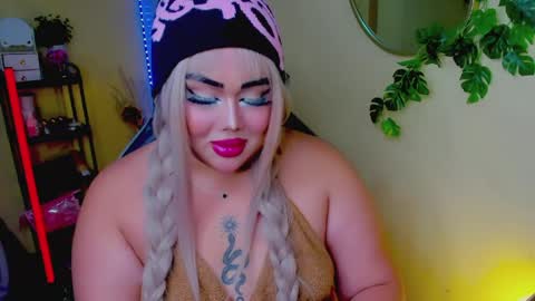 kiacum4u online show from April 12, 2026, 12:26 am