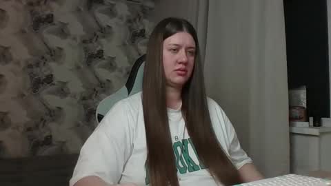 kianna_dior_ online show from February 18, 2026, 12:12 pm