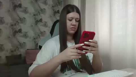 kianna_dior_ online show from March 27, 2026, 8:26 am