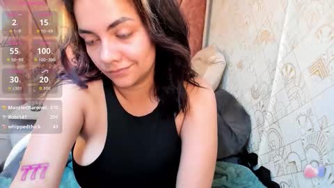 kiara Cruz online show from March 22, 2026, 8:40 am