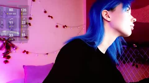 Kira online show from December 17, 2025, 9:10 pm