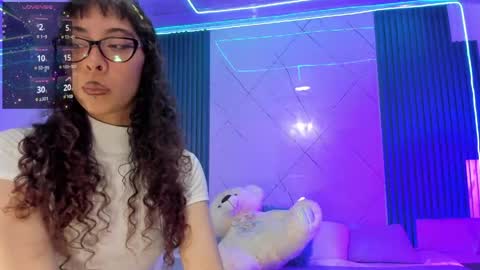 Kiara online show from May 5, 2026, 4:31 am