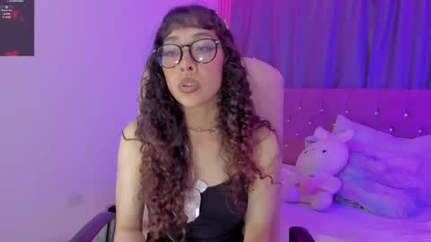 Kiara online show from May 20, 2026, 4:18 am