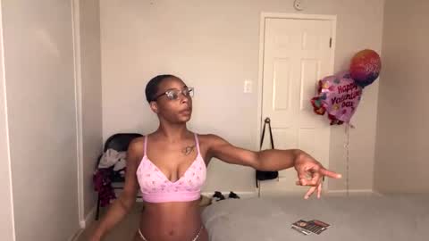 HunneysPlayRoom online show from March 5, 2026, 10:33 am