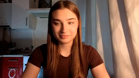 Ola my name is Lissa  Lets hit 10 Thumbs Up together   online show from May 31, 2026, 2:24 pm