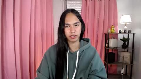 kiesha online show from March 12, 2025, 3:51 pm