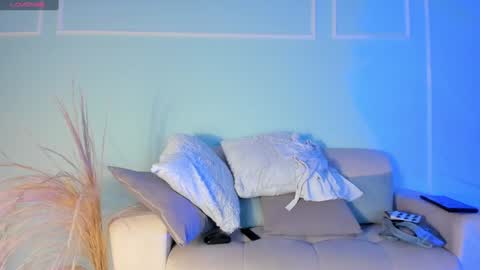 Kim Thompson online show from January 15, 2025, 2:24 pm