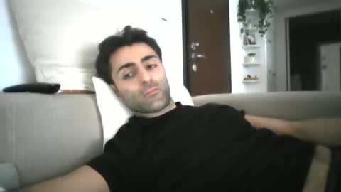 kikkus01 online show from March 11, 2025, 2:40 pm