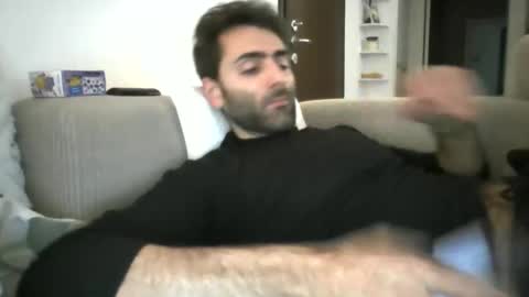 kikkus01 online show from October 21, 2025, 7:31 am