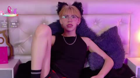  Adrien  online show from June 25, 2026, 4:56 am