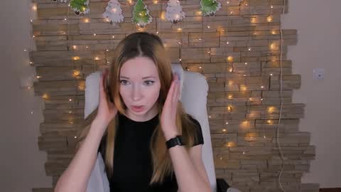 Snapshot of kim_boyd chatting on December 23, 2024, 8:11 am kim_boyd online show from December 23, 2024, 8:11 am