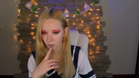 Snapshot of kim_boyd chatting on January 11, 2025, 6:44 pm kim_boyd online show from January 11, 2025, 6:44 pm