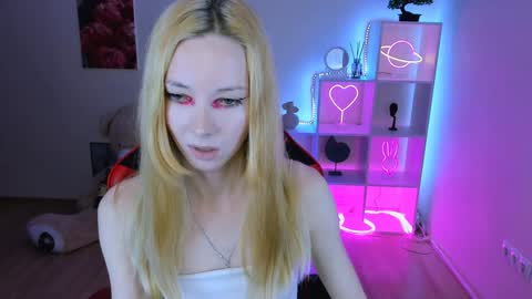 Snapshot of kim_boyd chatting on January 31, 2025, 3:33 pm kim_boyd online show from January 31, 2025, 3:33 pm