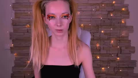 Snapshot of kim_boyd chatting on February 25, 2025, 6:20 pm kim_boyd online show from February 25, 2025, 6:20 pm