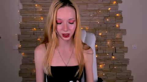 Snapshot of kim_boyd chatting on March 8, 2025, 3:13 pm kim_boyd online show from March 8, 2025, 3:13 pm