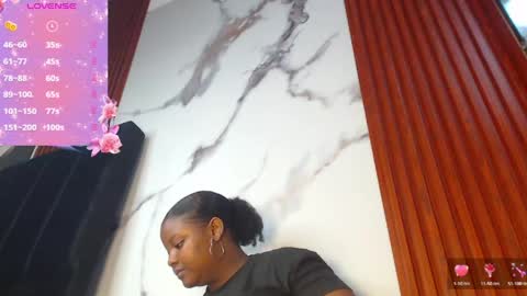 Snapshot of kim_brown2 chatting on May 3, 2026, 2:28 am Kim Follow me please online show from May 3, 2026, 2:28 am