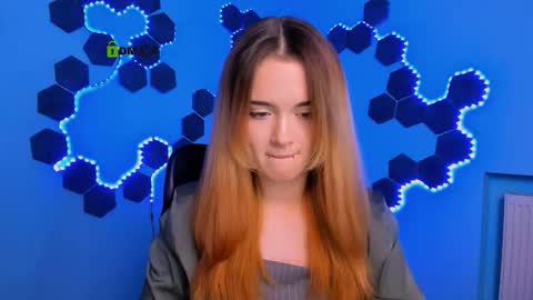 kim_classy online show from November 30, 2025, 8:13 pm