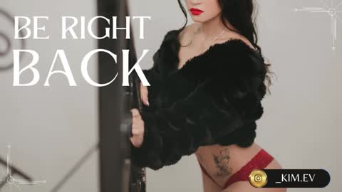 Kim  online show from January 22, 2025, 6:52 am