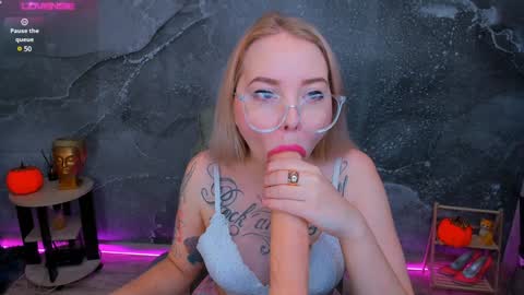 KIM online show from December 6, 2024, 6:26 am