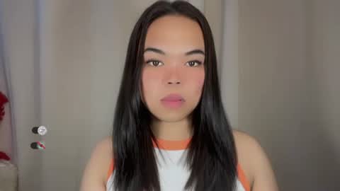 KYLIE online show from November 26, 2025, 2:40 pm