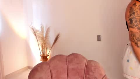 Kim Murphy online show from April 5, 2026, 1:52 pm