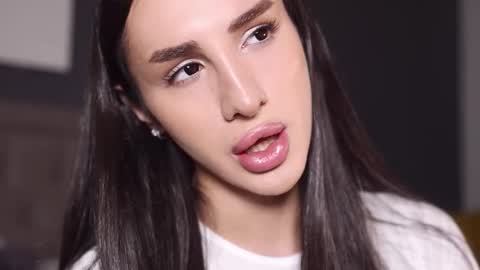 Kim Oberlin online show from September 27, 2025, 11:26 am