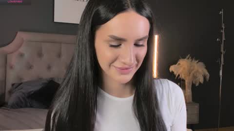 Kim Oberlin online show from November 20, 2025, 4:29 pm