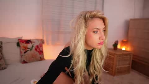 Kim online show from June 14, 2026, 4:14 am
