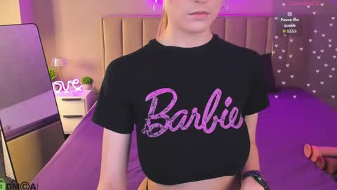 kimberlly_smith online show from April 22, 2026, 12:57 am