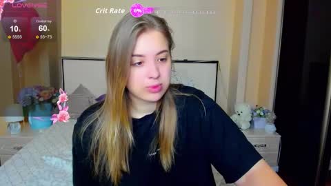 Snapshot of kimberly_mmm chatting on October 13, 2025, 11:43 am kimberly_mmm online show from October 13, 2025, 11:43 am