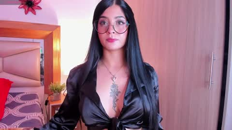 kimberly shaw online show from December 5, 2024, 6:22 pm