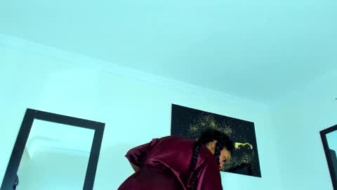 Kimberly Banks online show from February 11, 2026, 10:09 am