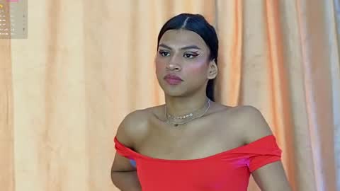 Snapshot of kimberlyn_burbano chatting on June 13, 2026, 5:22 pm Kimberlyn online show from June 13, 2026, 5:22 pm